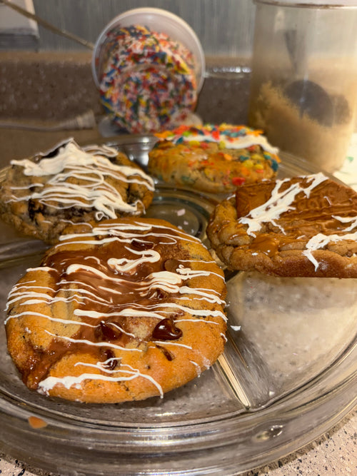 Cookies and cream bisoff cookies and more chocolate chip or tell me what u want